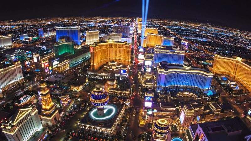 航拍夜幕下的拉斯维加斯大道-UI素材库