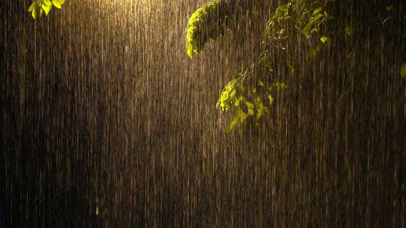 4K高清高速摄像机拍摄的暴雨画面视频素材模板下载-UI素材库